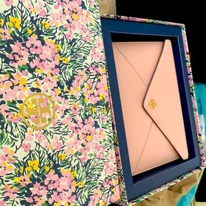 Tory Burch mini bag with wallet